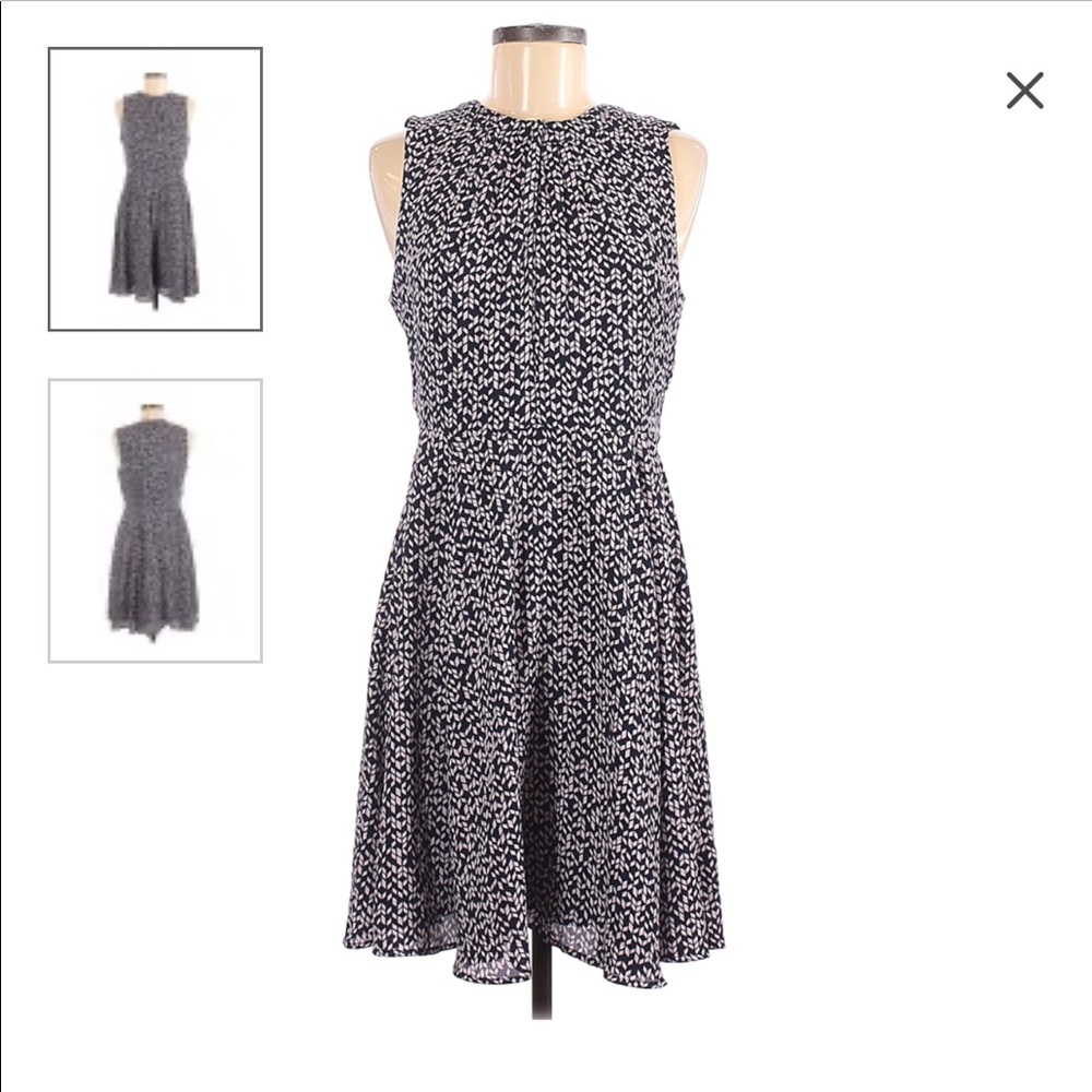 A line sleeveless casual dress